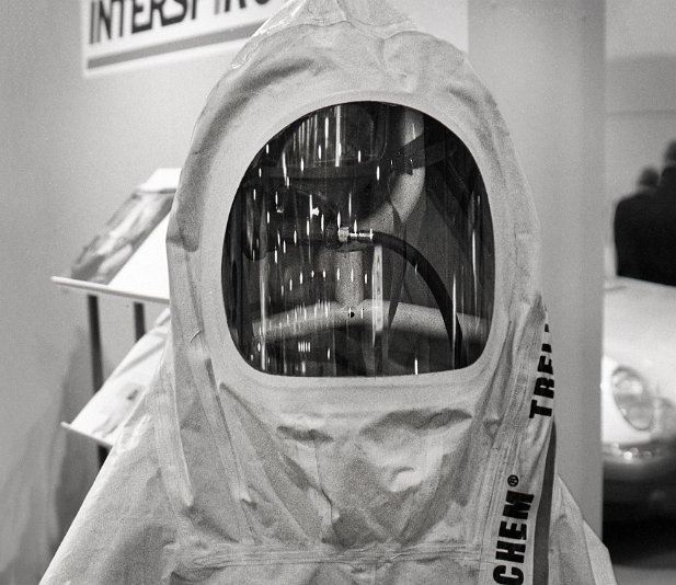 sw-1998-10-09a032 Security Messe Essen 1998